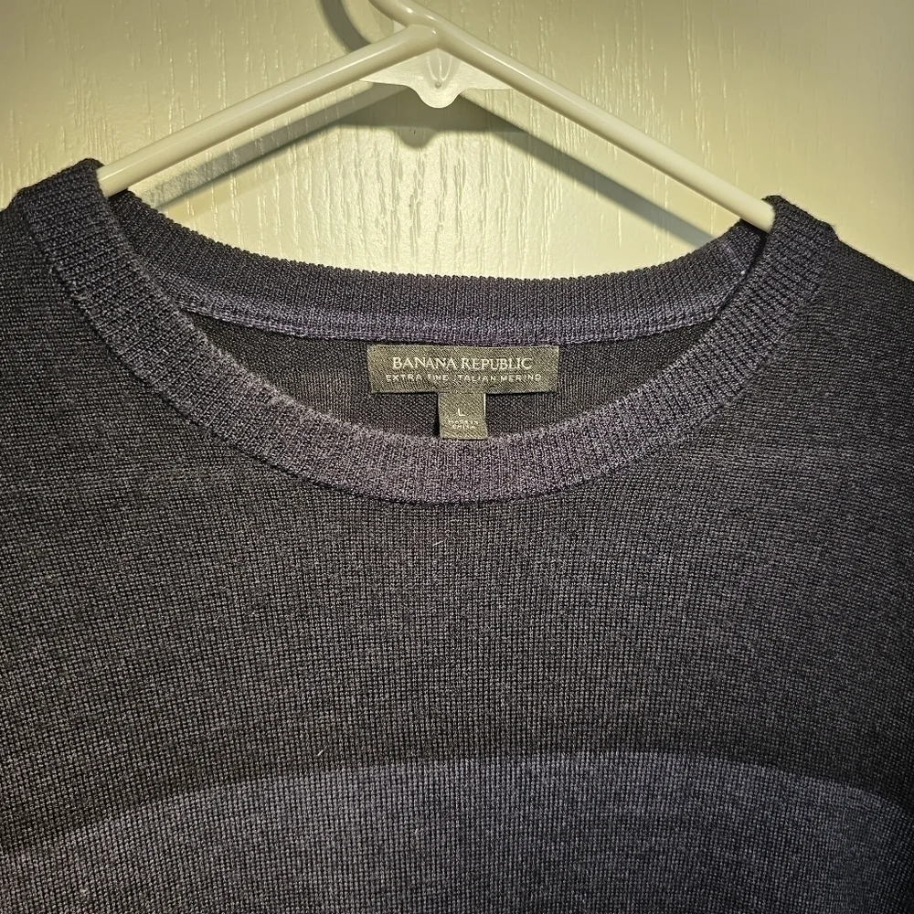 Banana Republic Merino Wool L Colorblock Sweater Black Grey